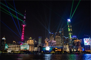 上海的传统节日与现代庆祝方式